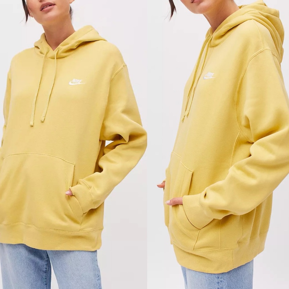 Nike Club Fleece Pullover Hoodie Buff Gold Size Large Athletic Gym Athleisure